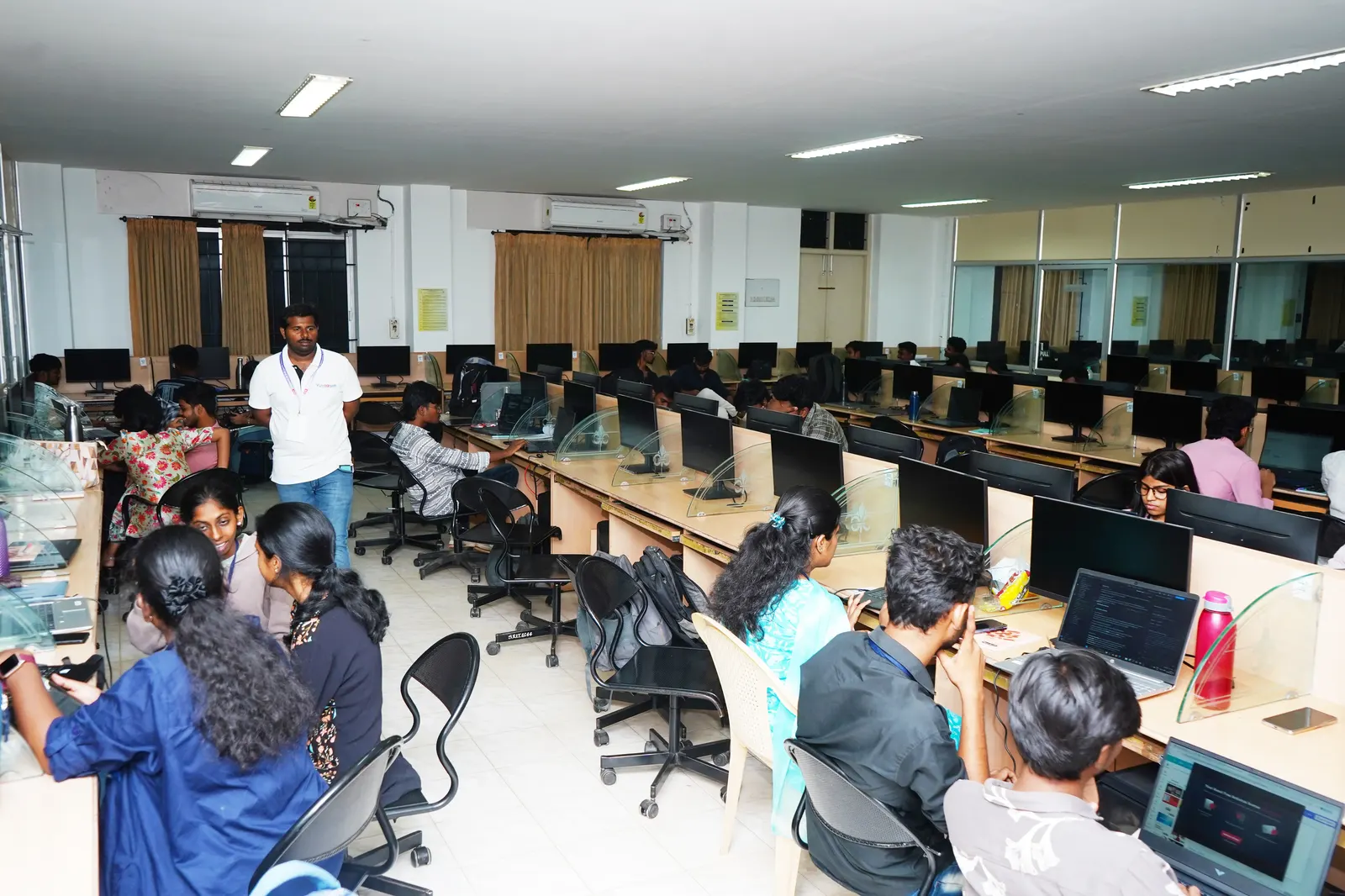 Hackathon floor · 250 participants, 37 colleges